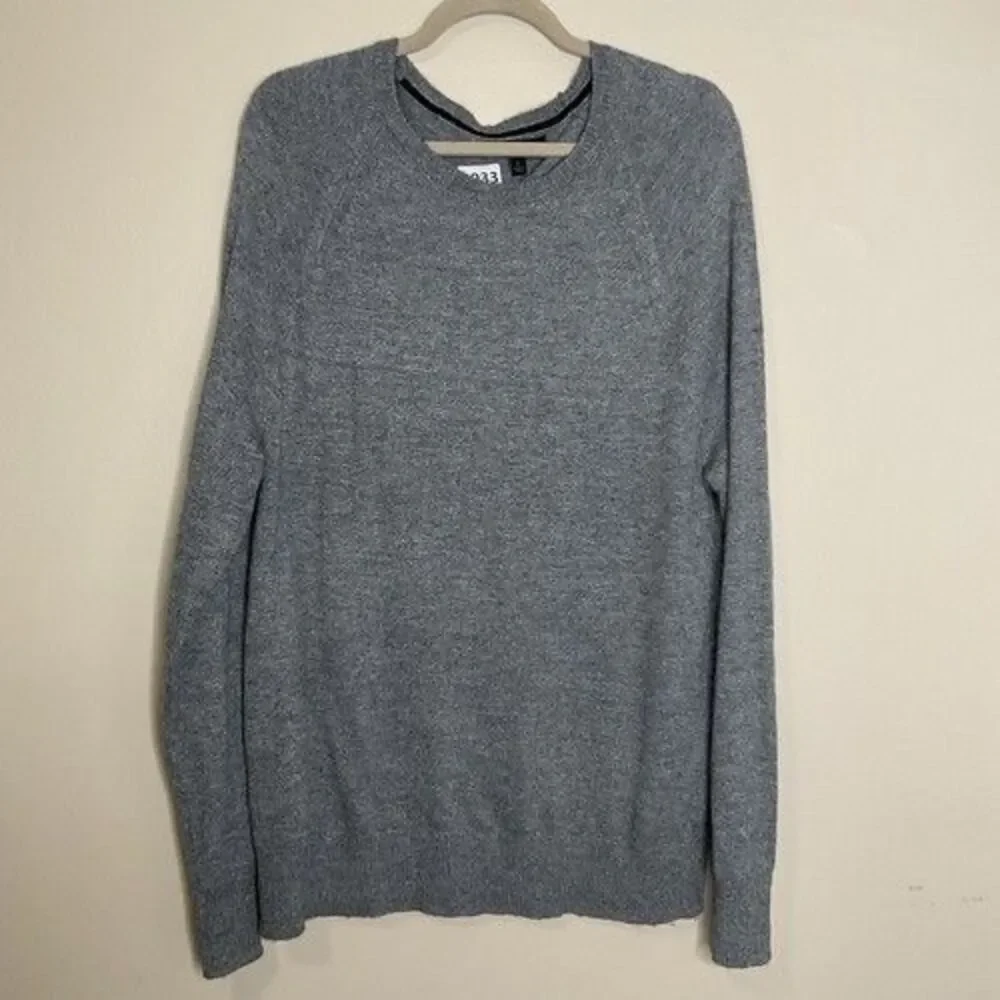 Banana Republic Grey Wool Blend Long Sleeve CrewNeck Sweater Men Size L Pullover